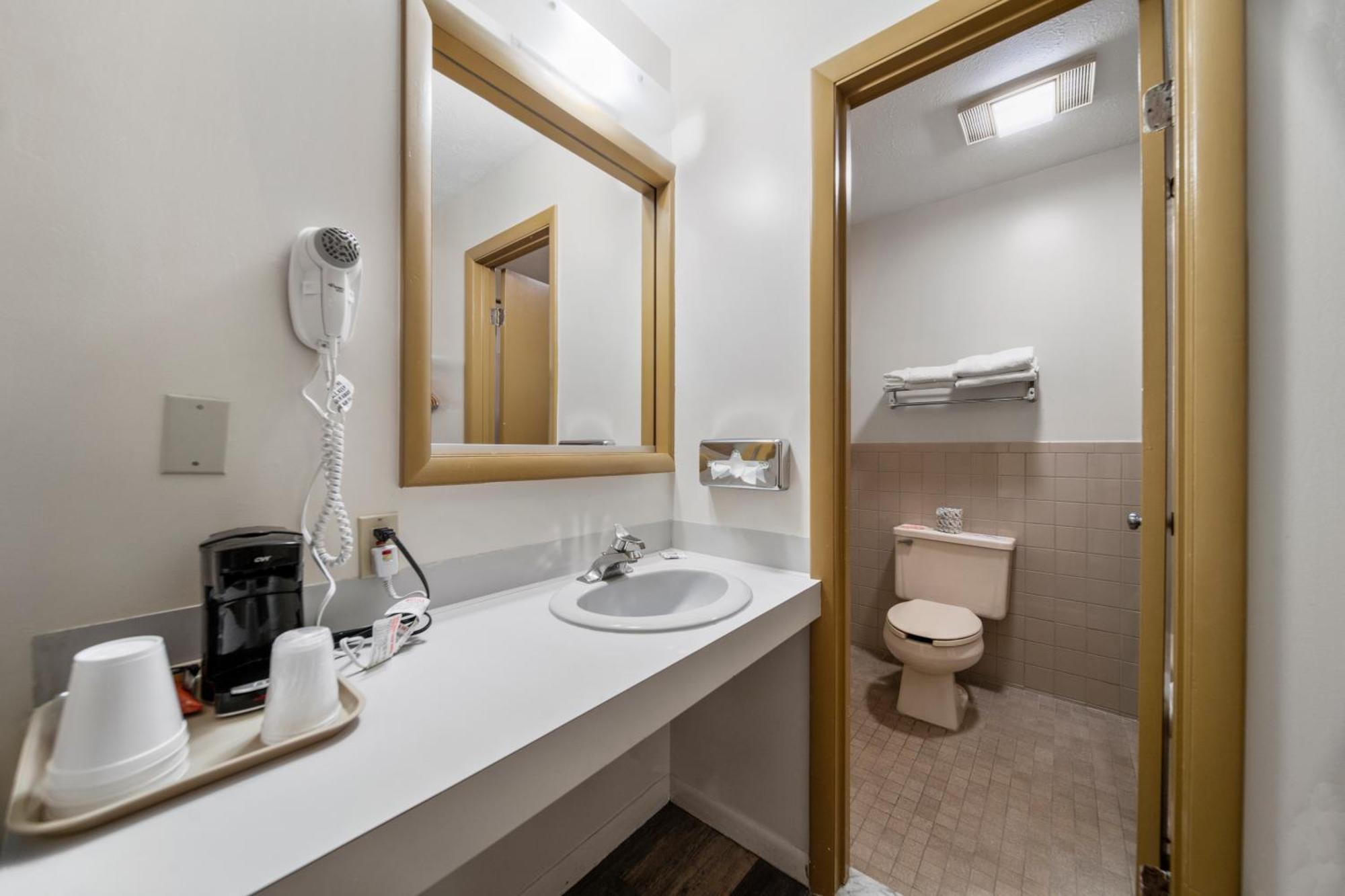 Executive Inn Cass City Szoba fotó